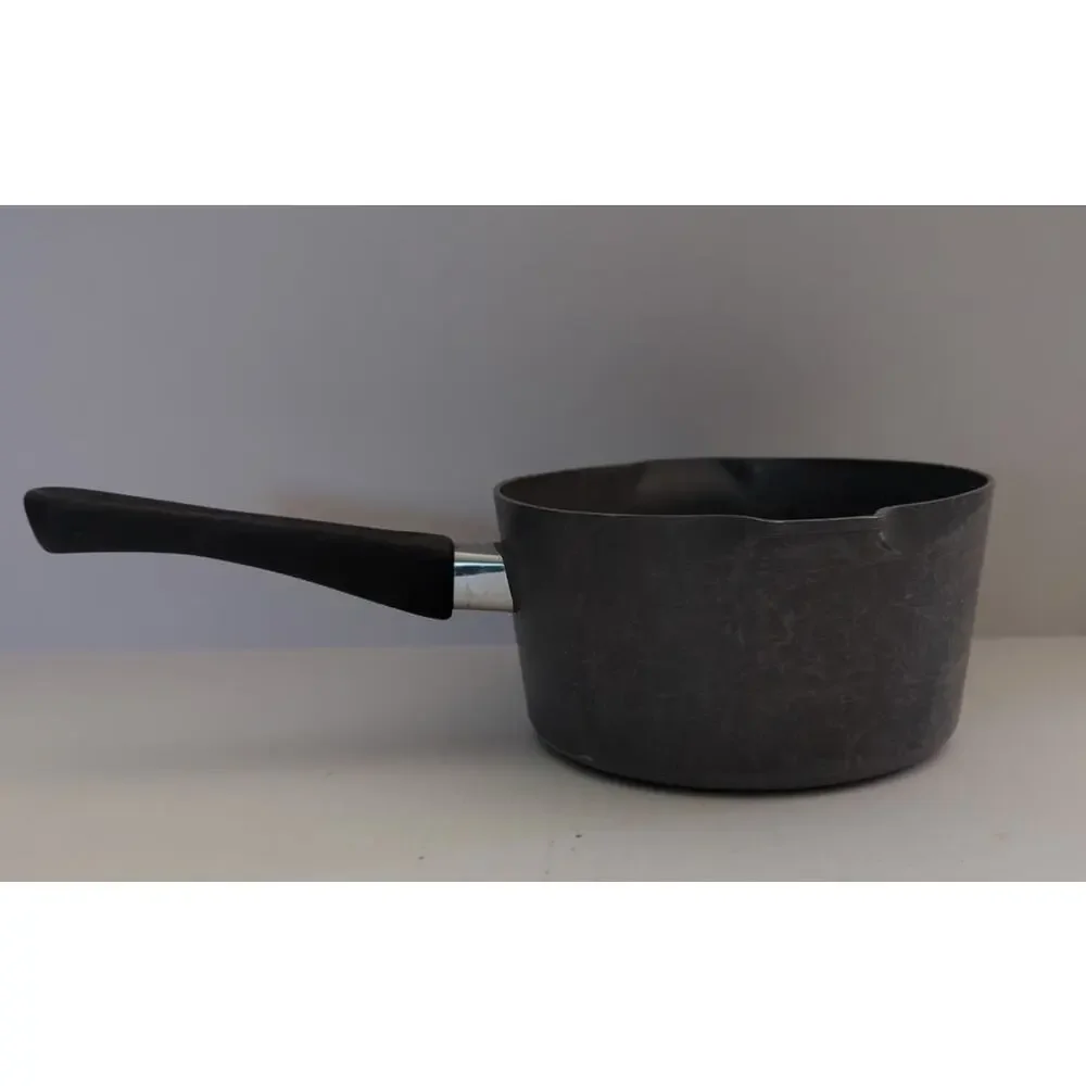 Scanpan 1999 Titanium Pyrolux Double Spout 1.5 Qt Sauce Pan Graniteware Denmark